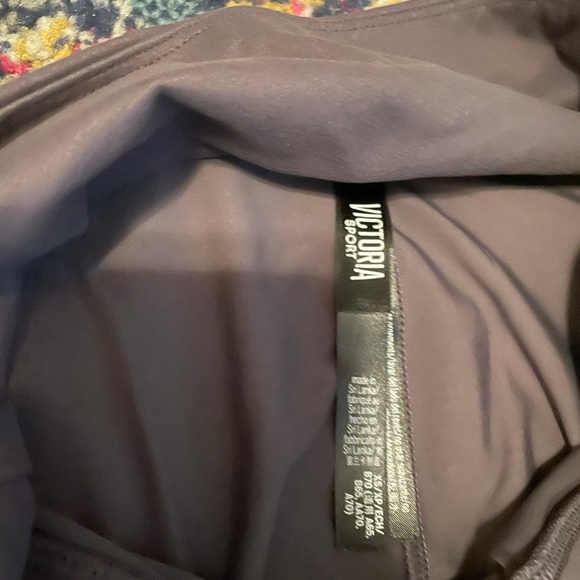 Victoria Secret leggings - Picture 3 of 4